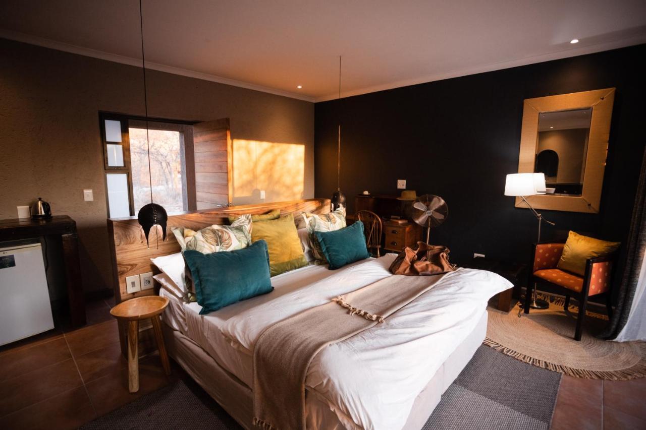 Toshari Lodge Okaukuejo Εξωτερικό φωτογραφία